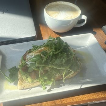 Frank & Roze - Avocado toast with egg and vanilla latte - Cafes Near Me - Denver, Colorado