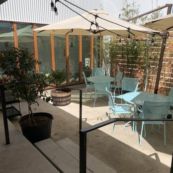 Sip Pho - Outdoor seating - Vietnamese Near Me - Austin, Texas Sip Pho - Outdoor seating - Vietnamese Near Me - Austin, Texas