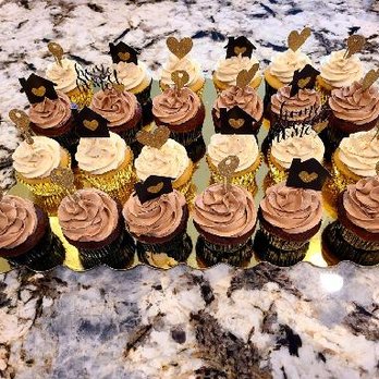 Angie's Cakery - Housewarming cupcakes. 1 dozen white cake and 1 dozen chocolate. - Desserts Near Me