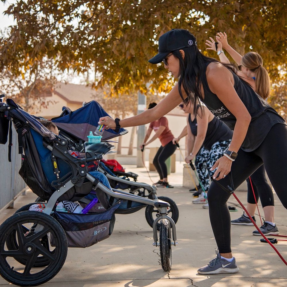 FIT4MOM Riverside Logo