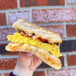 Common Grounds Cafe