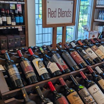 Four Corners Wine & Spirits - Beer, Wine & Spirits Near Me - East Haddam, Connecticut Four Corners Wine & Spirits - Beer, Wine & Spirits Near Me - East Haddam, Connecticut