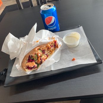 804 Halal Platters - Chicken Pita with tzatziki - Mediterranean Near Me - Piscataway, New Jersey