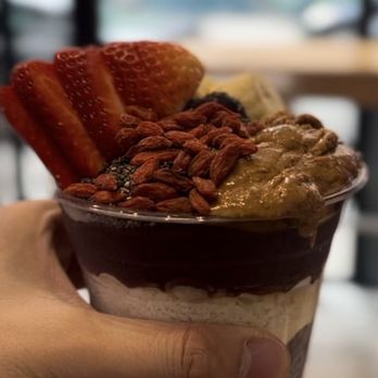 Oakberry Acai - Acai Bowl - Classic (12 oz) - Acai Bowls Near Me - New York, New York Oakberry Acai - Acai Bowl - Classic (12 oz) - Acai Bowls Near Me - New York, New York