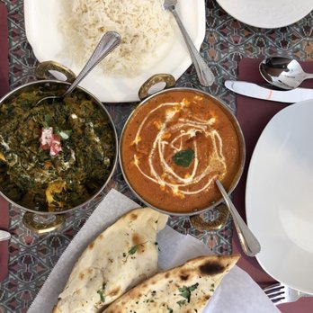 Momo N Curry - Chicken Tikka Masala, Saag Paneer, rice, garlic naan. May 2018. - Indian Near Me - Concord, California Momo N Curry - Chicken Tikka Masala, Saag Paneer, rice, garlic naan. May 2018. - Indian Near Me - Concord, California