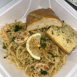 Hungry Boss Kitchen - #ShrimpScampi Extra Good So Much Flavor With The Lemon Squeeze I Love It
