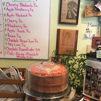 Daddy Maxwell's Diner & Cafe - Breakfast & Brunch Near Me - Williams Bay, Wisconsin Daddy Maxwell's Diner & Cafe - Breakfast & Brunch Near Me - Williams Bay, Wisconsin