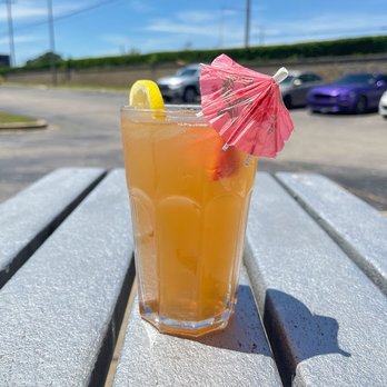 Great Hunter Crab - Margarita, outside seating. Waiting area. Lemon. Love, drink. - Seafood Near Me - Memphis, Tennessee Great Hunter Crab - Margarita, outside seating. Waiting area. Lemon. Love, drink. - Seafood Near Me - Memphis, Tennessee