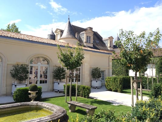 Château Haut-Brion by null