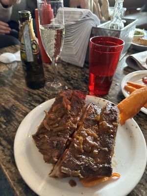 Oak, The New Fat Alley BBQ by null