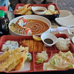 Bento Box & Redwood Shores Roll Bento Box & Redwood Shores Roll