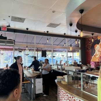Thunderbolt Pizza - Nice location!!! - Pizza Near Me - Long Beach, California