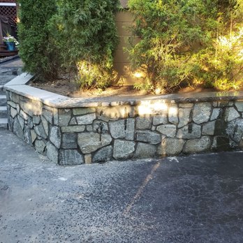 Good Hands Contractor - a stone retaining wall and steps - General Contractors Near Me Good Hands Contractor - a stone retaining wall and steps - General Contractors Near Me