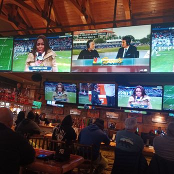 Twin Peaks - Sports Bars Near Me - Oakbrook Terrace, Illinois Twin Peaks - Sports Bars Near Me - Oakbrook Terrace, Illinois