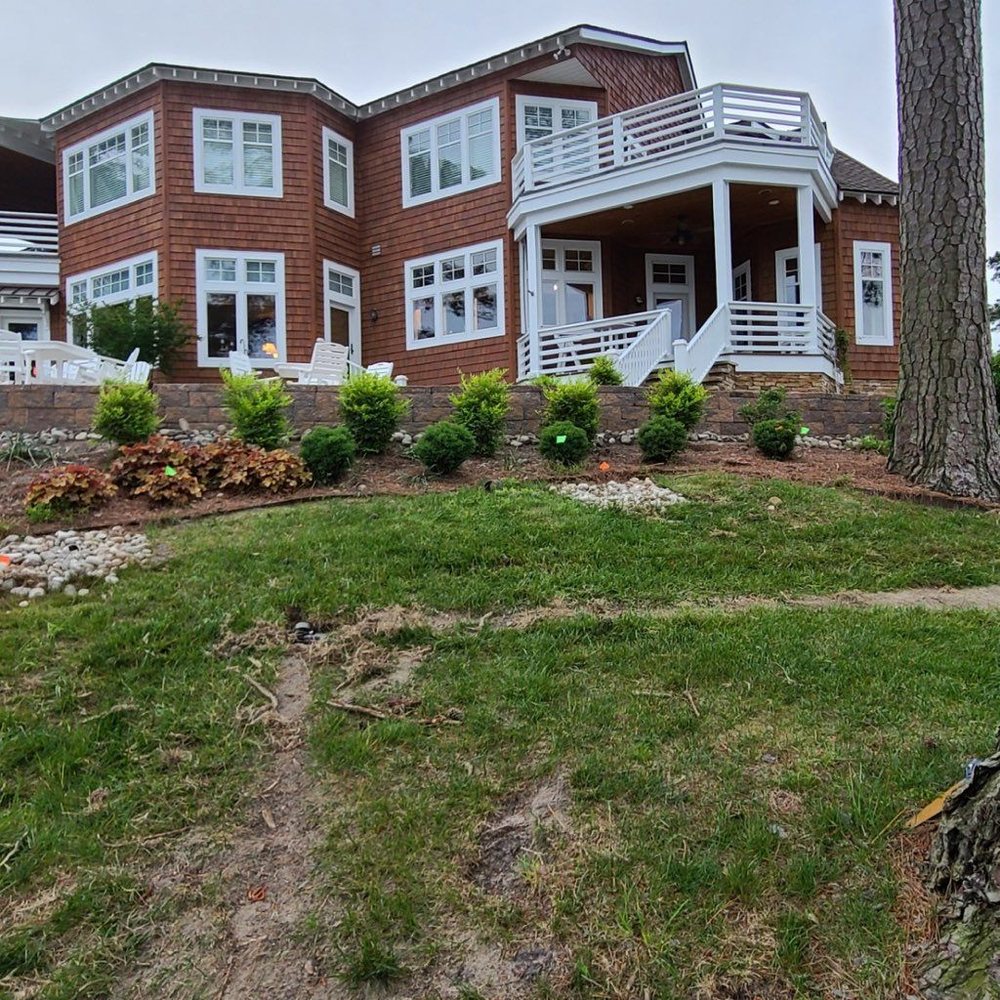 Chesbay Landscaping - tree service in Yorktown, VA