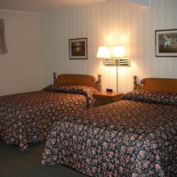Chelka Lodge - Hotels Near Me - Diamond Point, New York Chelka Lodge - Hotels Near Me - Diamond Point, New York