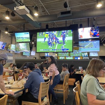 Buffalo Wild Wings - Sunday night football made the place pretty busy, but half the dining room was closed and the patio is closed as well - Sports Bars Near Me - Mesa, Arizona Buffalo Wild Wings - Sunday night football made the place pretty busy, but half the dining room was closed and the patio is closed as well - Sports Bars Near Me - Mesa, Arizona