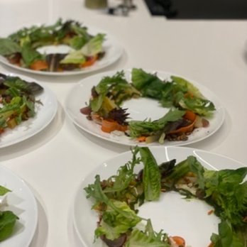 Knief Chef Services - Mix green, lettuce, seasonal salads - Caterers Near Me Knief Chef Services - Mix green, lettuce, seasonal salads - Caterers Near Me