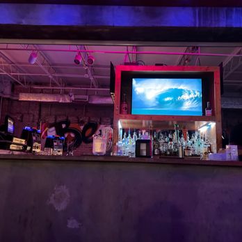 Playground Burger Bar - Outside bar area - Sports Bars Near Me - Galveston, Texas Playground Burger Bar - Outside bar area - Sports Bars Near Me - Galveston, Texas