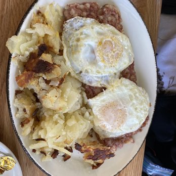 EC Diner - Corned beef hash, over easy eggs, home fries - American Near Me - Ellicott City, Maryland EC Diner - Corned beef hash, over easy eggs, home fries - American Near Me - Ellicott City, Maryland