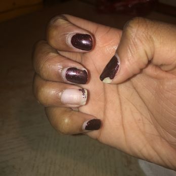 Dazzling Nails - 4 days after going back to the salon to get my nails re-polished - Nail Salons Near Me - Morrisville, Pennsylvania