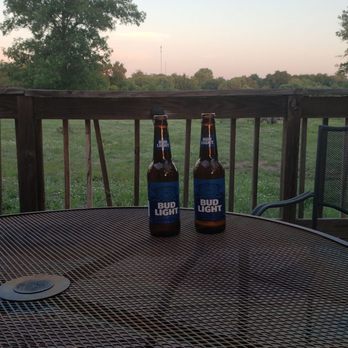 Coyote Crossing Saloon - Patio deck overlooking a major road, suprising enough you couldn't hear traffic! - Nightlife Near Me - San Antonio, Texas Coyote Crossing Saloon - Patio deck overlooking a major road, suprising enough you couldn't hear traffic! - Nightlife Near Me - San Antonio, Texas
