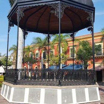 Catedral Basilica de Mazatlán - Historical Area Band Venue - Landmarks & Historical Buildings Near Me - Mazatlán, SIN