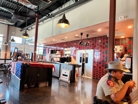 Brett's BBQ Shop by null