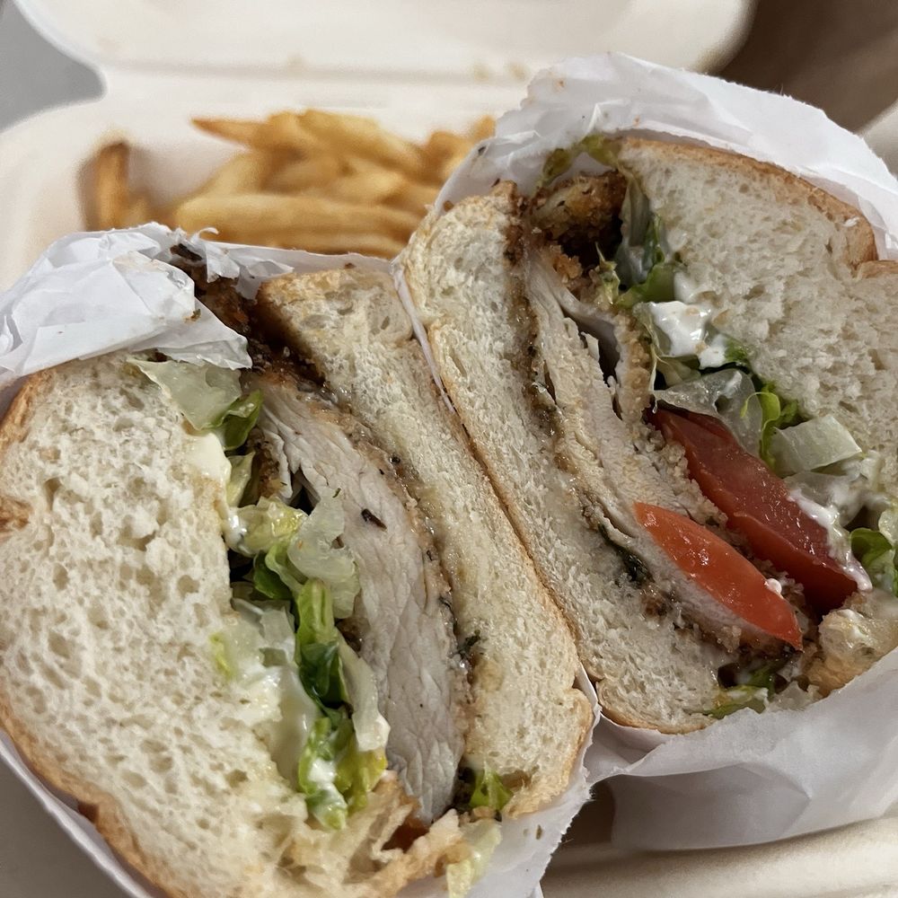 Rayo’s Pizza - Crispy chicken sandwich with fries - Pizza Near Me - Hayward, California Rayo’s Pizza - Crispy chicken sandwich with fries - Pizza Near Me - Hayward, California