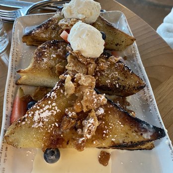 Kitchen Social - Creme Brûlée French toast - Cocktail Bars Near Me - Columbus, Ohio