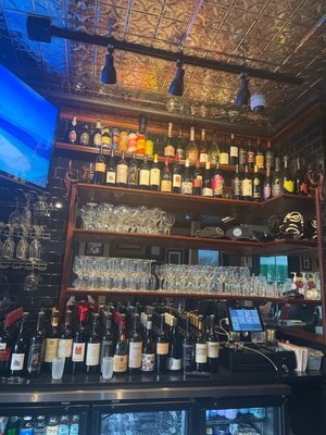 M WINEHOUSE by null