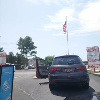 Bohemia Car Wash - Lining up for the wash - Gas Stations Near Me - Bohemia, New York Bohemia Car Wash - Lining up for the wash - Gas Stations Near Me - Bohemia, New York