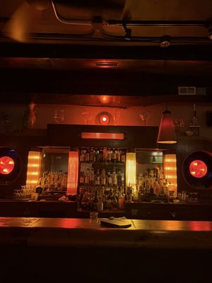 Long Room Chicago by null