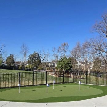 SYNLawn Kentucky - Putting green!! - Artificial Turf Near Me - Louisville, Kentucky SYNLawn Kentucky - Putting green!! - Artificial Turf Near Me - Louisville, Kentucky