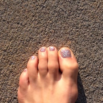 Home Salon  - The amazing Gel Glitter Toe! - Eyelash Service Near Me - Burlingame, California