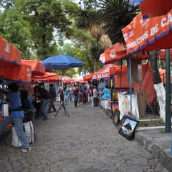 Tianguis de Analco - En uno de los pasillos