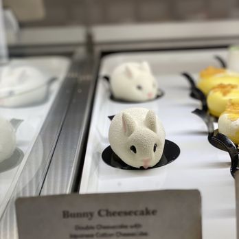 AnnTremet Cake - Bunny cheesecake - Bakeries Near Me - New York, New York AnnTremet Cake - Bunny cheesecake - Bakeries Near Me - New York, New York