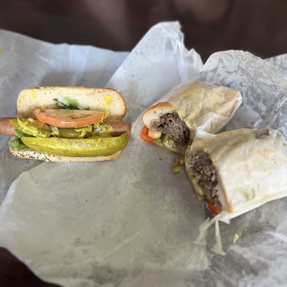 Mr. Beef - Fast Food Near Me - Chicago, Illinois Mr. Beef - Fast Food Near Me - Chicago, Illinois