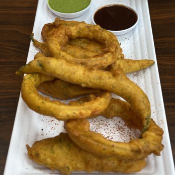 Honest - Vegetable Pakora (7 pc) - Indian Near Me - Houston, Texas Honest - Vegetable Pakora (7 pc) - Indian Near Me - Houston, Texas