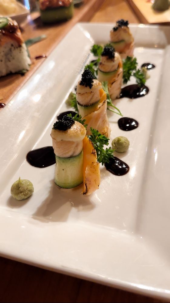 CLUB SALMON SUSHI BAR AND BISTRO 38 Photos 4394 Imperial Street