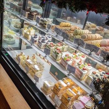 Tous Les Jours - Desert selection - Coffee & Tea Near Me - Chicago, Illinois Tous Les Jours - Desert selection - Coffee & Tea Near Me - Chicago, Illinois