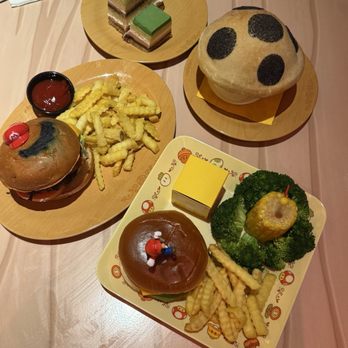 Toadstool Cafe - Burgers Near Me - Orlando, Florida