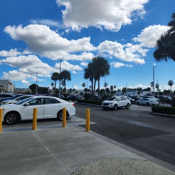Las Americas V Central Plaza - Shopping Centers Near Me - Miami, Florida Las Americas V Central Plaza - Shopping Centers Near Me - Miami, Florida