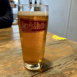 Barrels & Bottles Brewery - Orange Creamsicle Blonde Ale