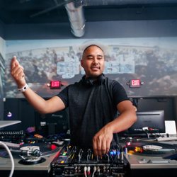 DJ Henski