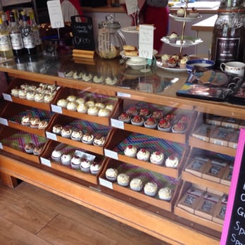 Crumbs Cupcakery - So many amazing cupcakes - Cupcakes Near Me - York, YOR