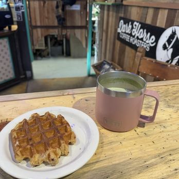 Dark Horse Coffee Roasters - Cinnamon waffle and pirates chai flavors - Coffee & Tea Near Me - Truckee, California