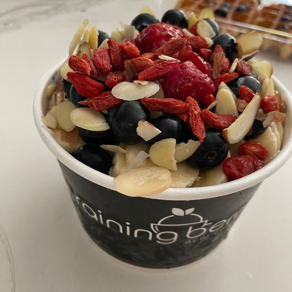 Raining Berries - Açaí bowl - Acai Bowls Near Me - Westchase, Florida Raining Berries - Açaí bowl - Acai Bowls Near Me - Westchase, Florida