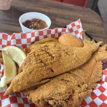 Sam’s Southern Eatery - Seafood Near Me - Baton Rouge, Louisiana