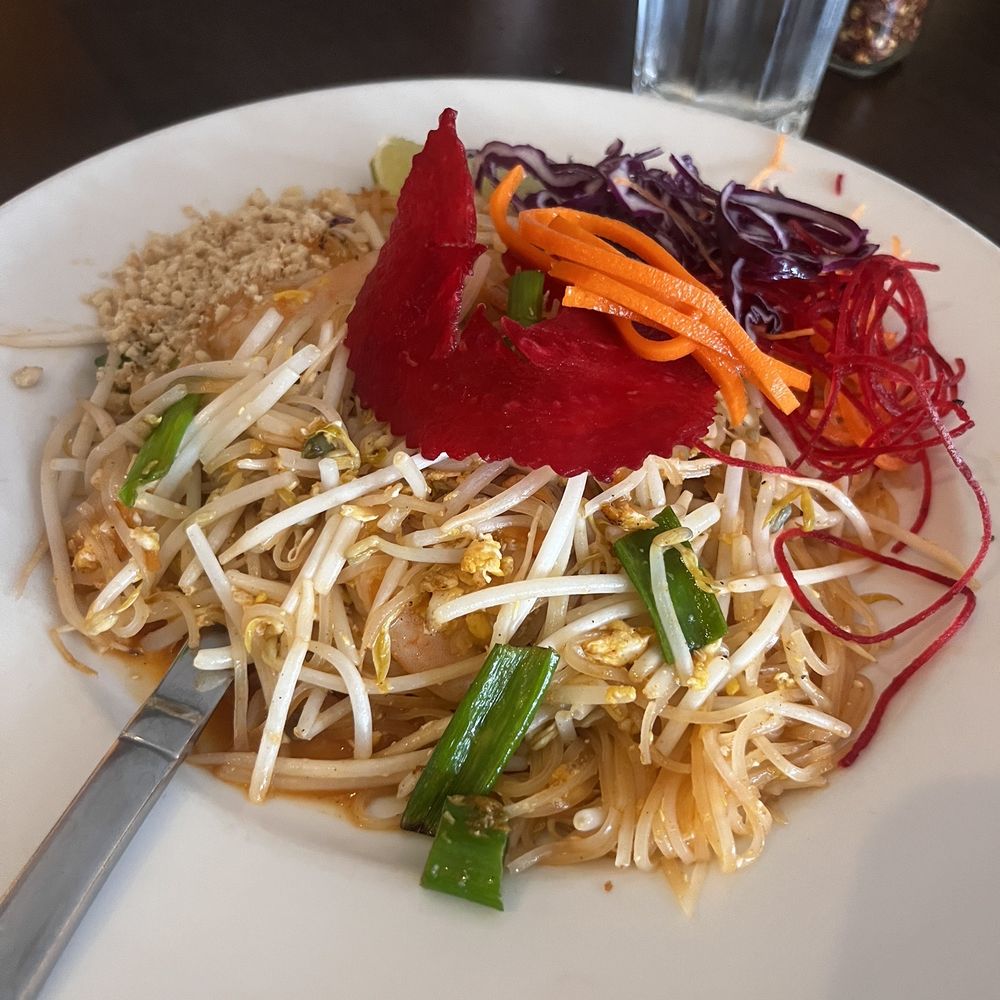 altThai - Shrimp Pad Thai - Thai Near Me - Arlington Heights, Illinois altThai - Shrimp Pad Thai - Thai Near Me - Arlington Heights, Illinois